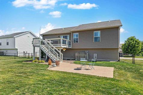330 S Stewart North Liberty IA 52317