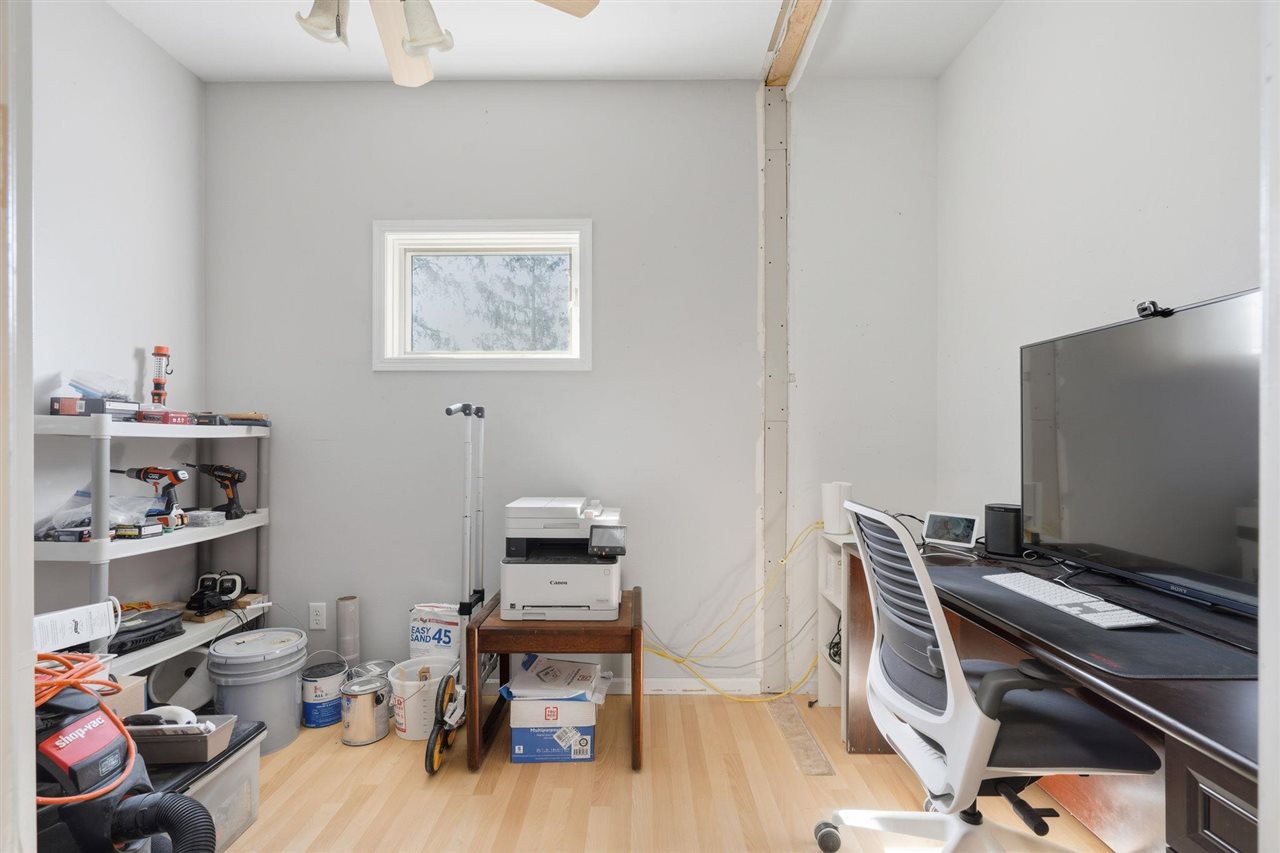 5327 Vincent Avenue NE West Branch IA 52358