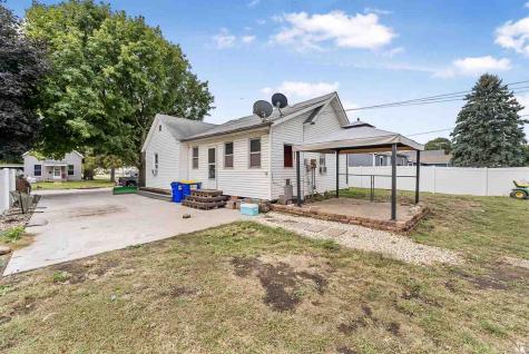 626 E Madison Street Washington IA 52353