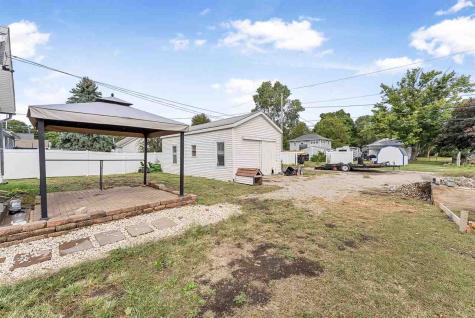 626 E Madison Street Washington IA 52353