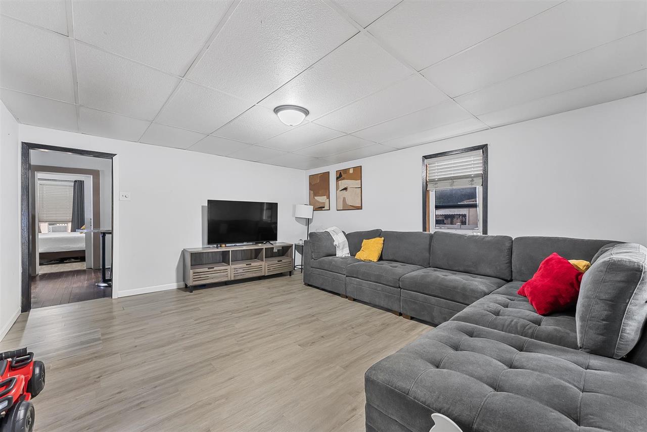626 E Madison Street Washington IA 52353