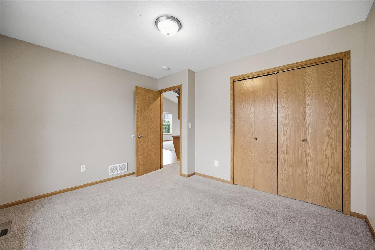 152 Watercress Road North Liberty IA 52317
