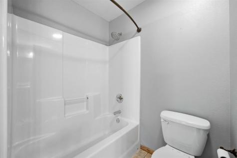 152 Watercress Road North Liberty IA 52317
