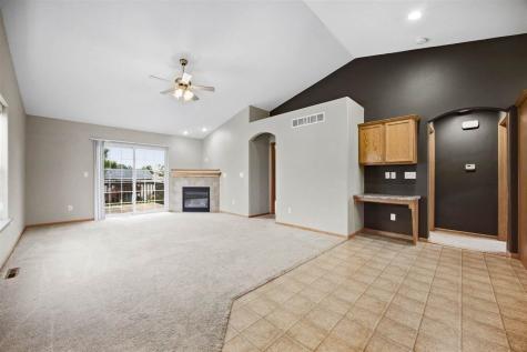 152 Watercress Road North Liberty IA 52317