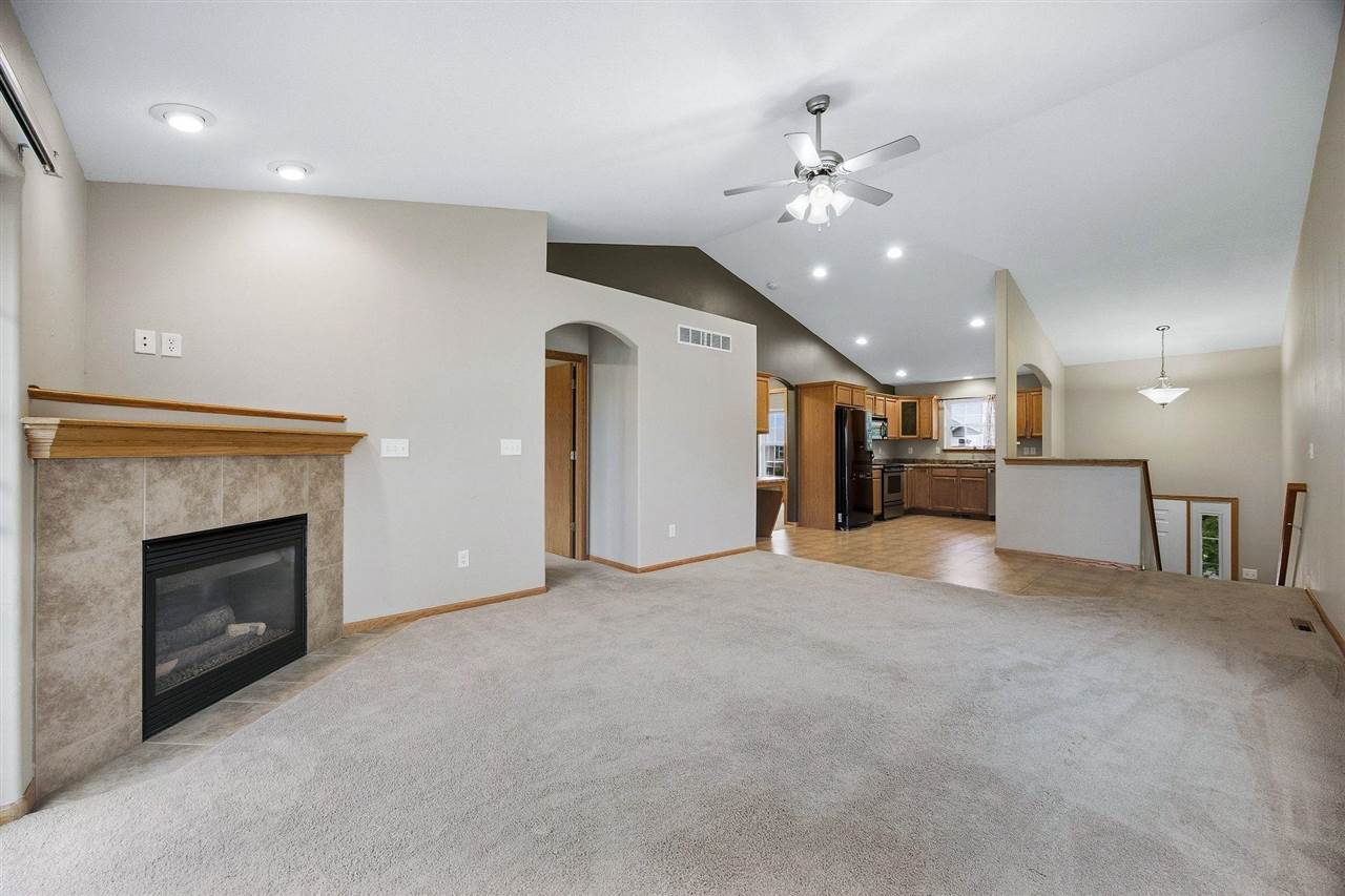 152 Watercress Road North Liberty IA 52317