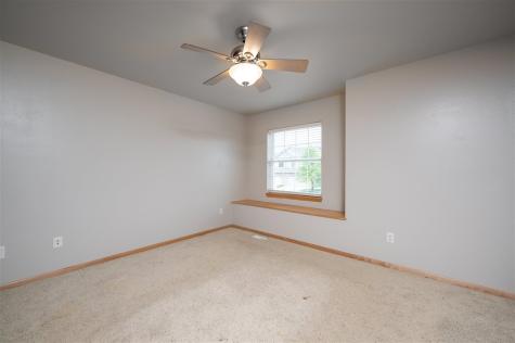 157 S Park Ridge Road North Liberty IA 52317