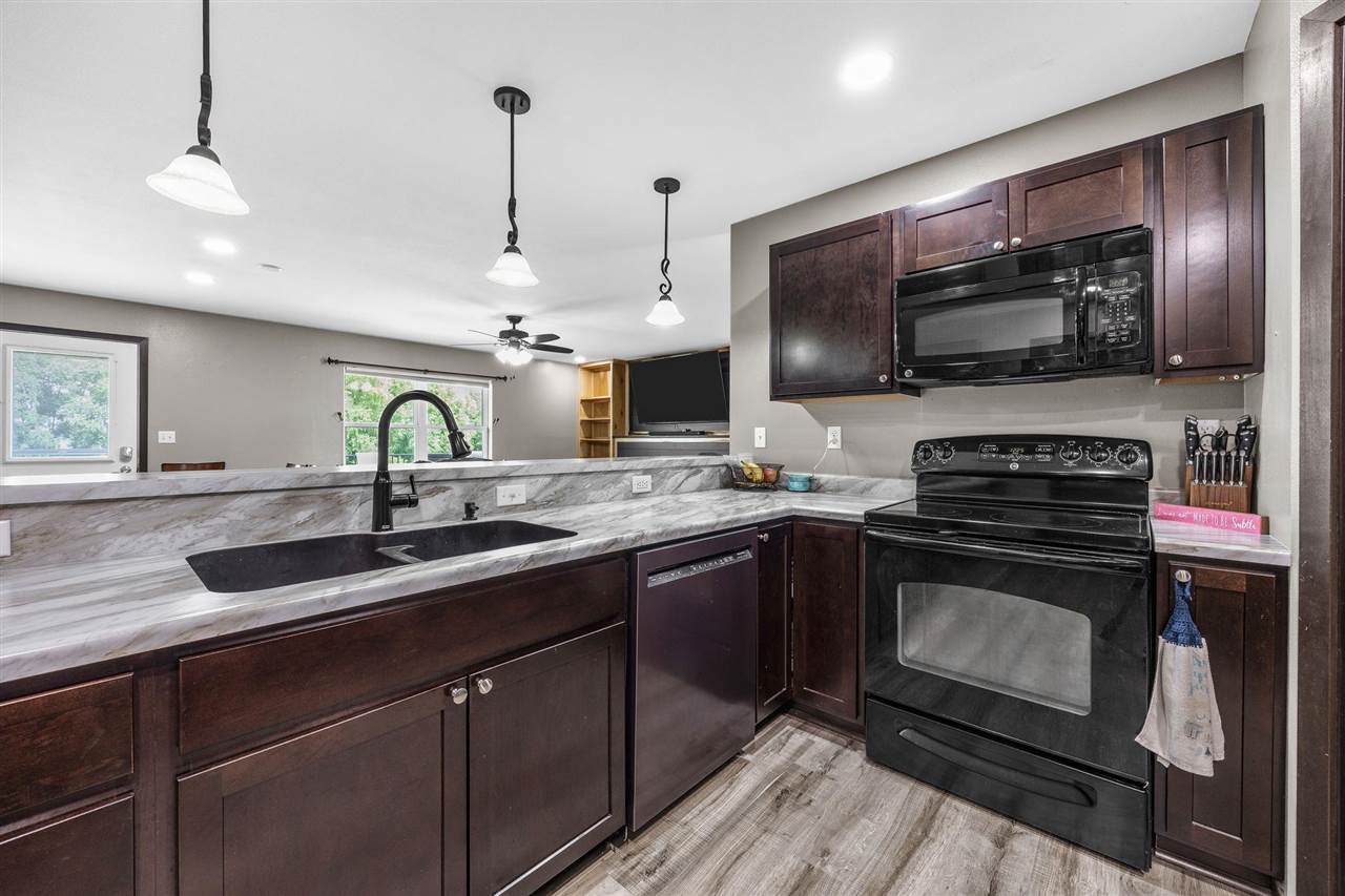 29980 105th Street Anamosa IA 52205
