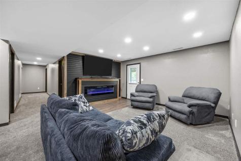 29980 105th Street Anamosa IA 52205