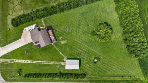 29980 105th Street Anamosa IA 52205