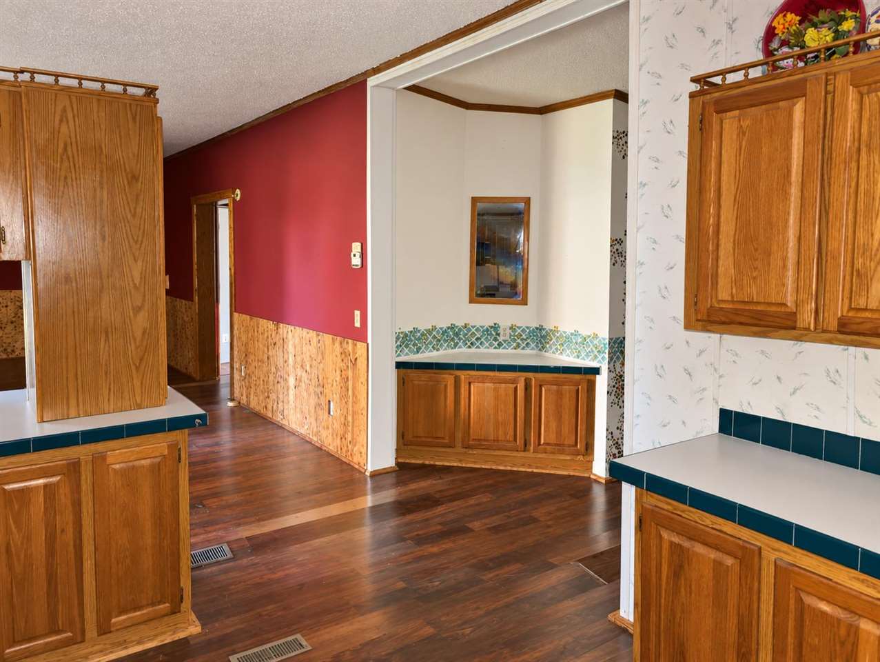 315 S Maple Street Cincinnati IA 52549