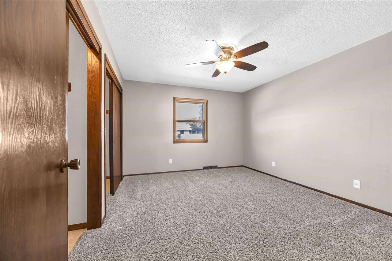 313 E 4th Street Solon IA 52333