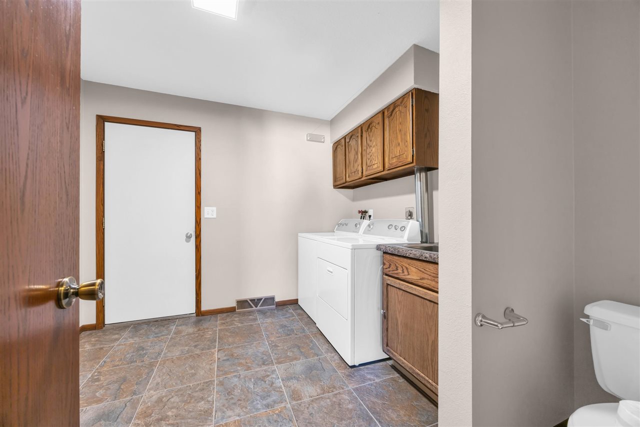 313 E 4th Street Solon IA 52333