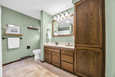 313 E 4th Street Solon IA 52333