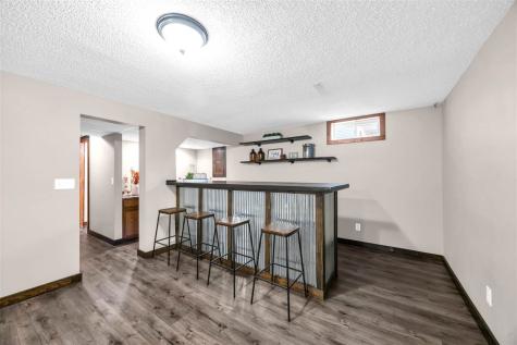 313 E 4th Street Solon IA 52333