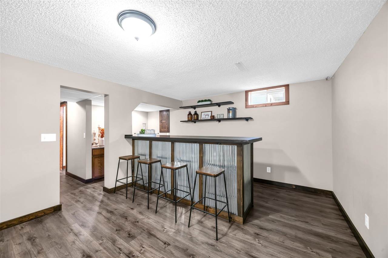 313 E 4th Street Solon IA 52333