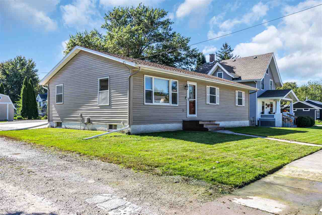 313 E 4th Street Solon IA 52333