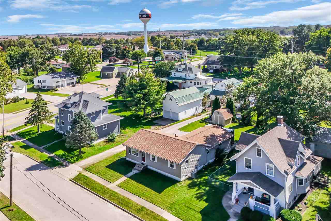 313 E 4th Street Solon IA 52333