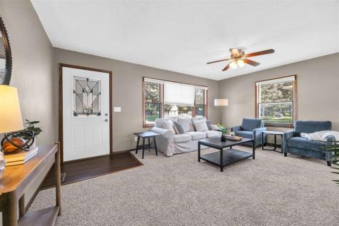 313 E 4th Street Solon IA 52333