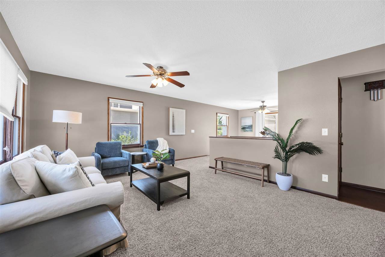 313 E 4th Street Solon IA 52333