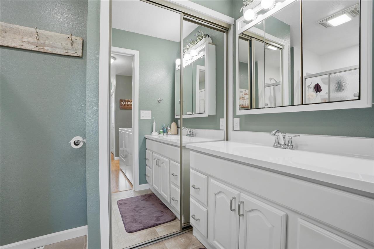 315 E Main Wayland IA 52654