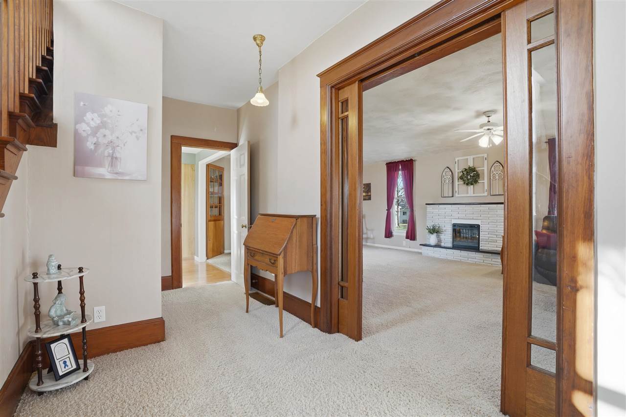 315 E Main Wayland IA 52654