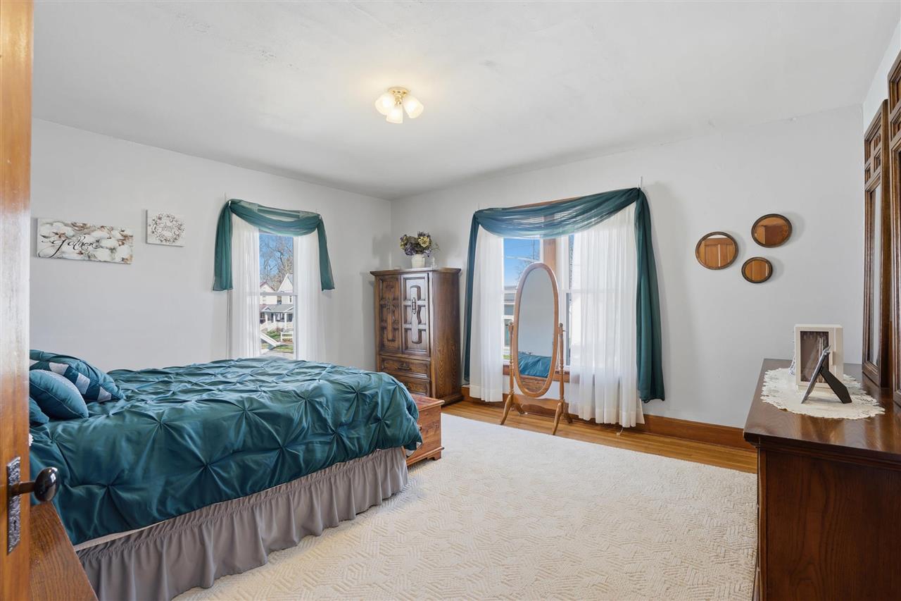 315 E Main Wayland IA 52654