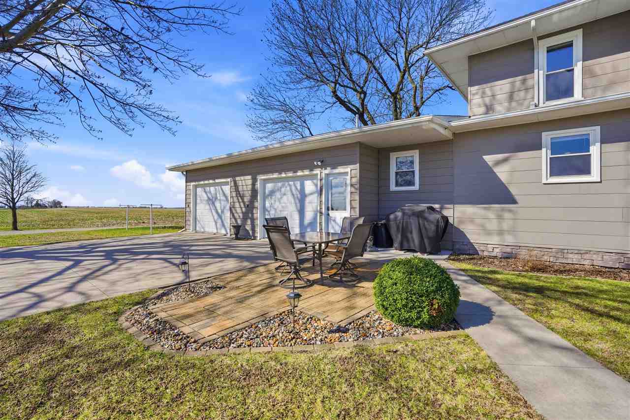 315 E Main Wayland IA 52654