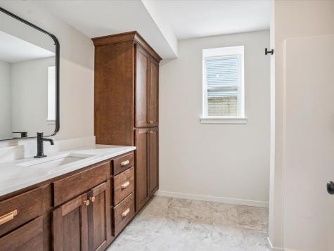 1223 Covered Wagon Drive Iowa City IA 52240