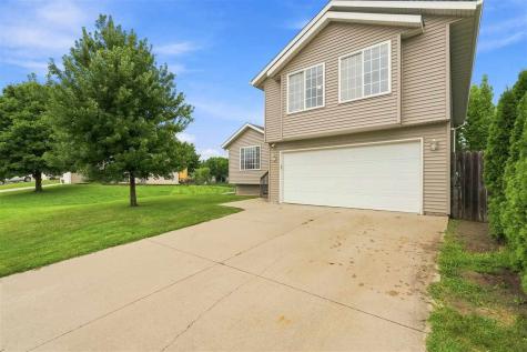 1442 Langenberg Avenue Iowa City IA 52240