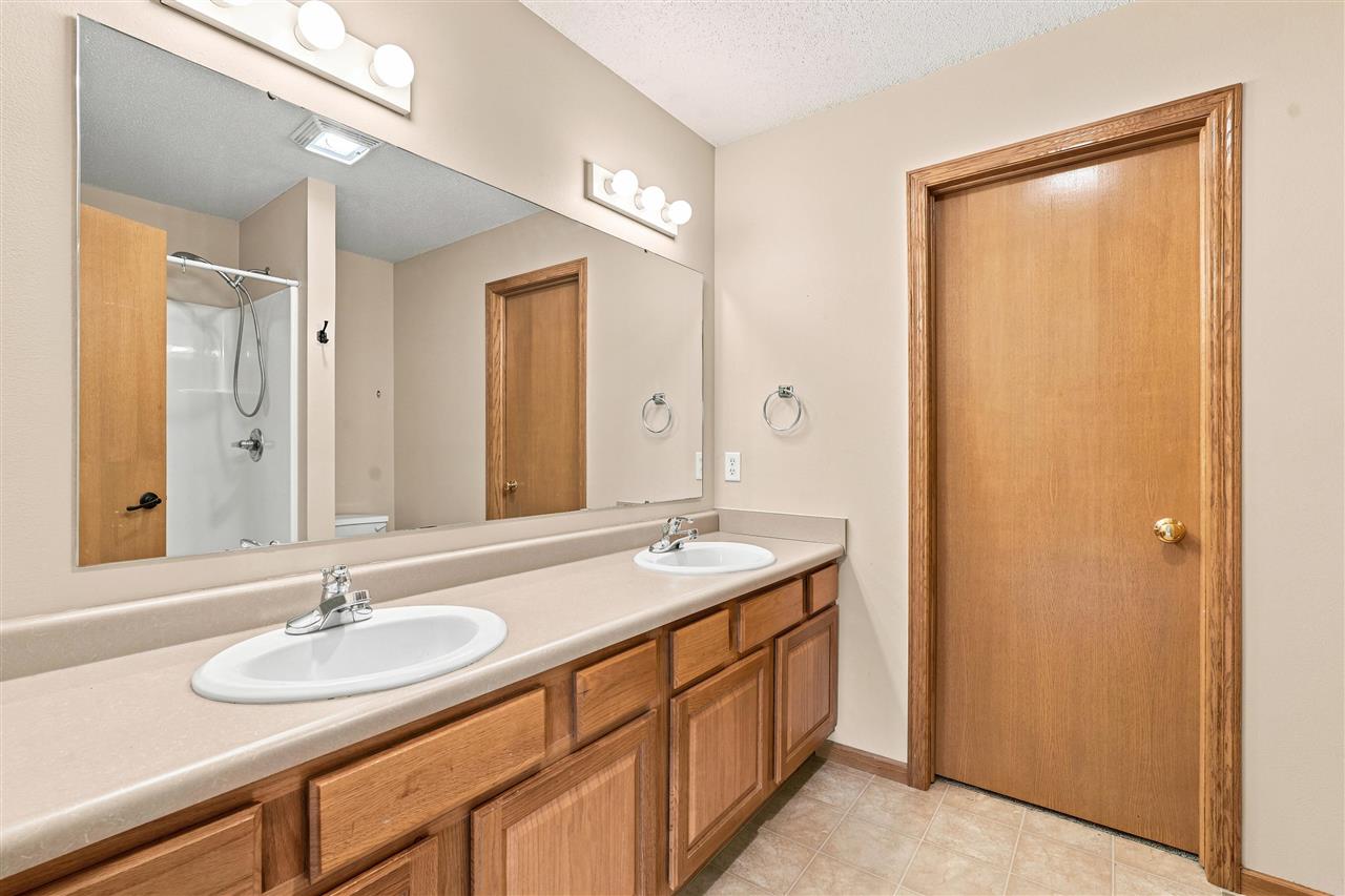1442 Langenberg Avenue Iowa City IA 52240