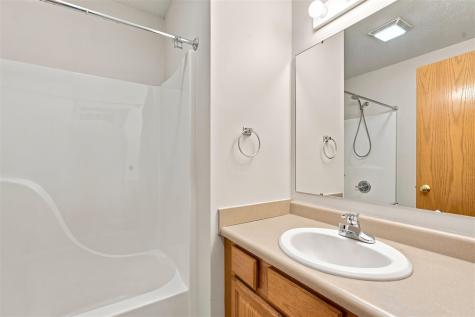 1442 Langenberg Avenue Iowa City IA 52240