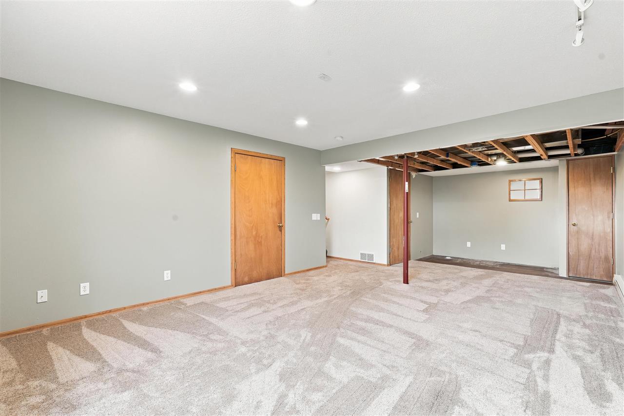 1442 Langenberg Avenue Iowa City IA 52240
