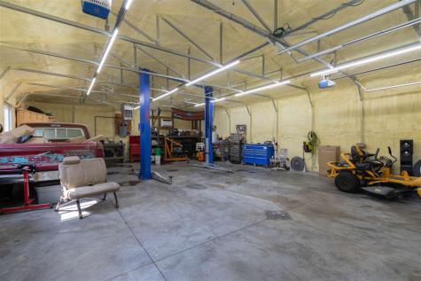 805 31st Avenue Middle Amana IA 52203