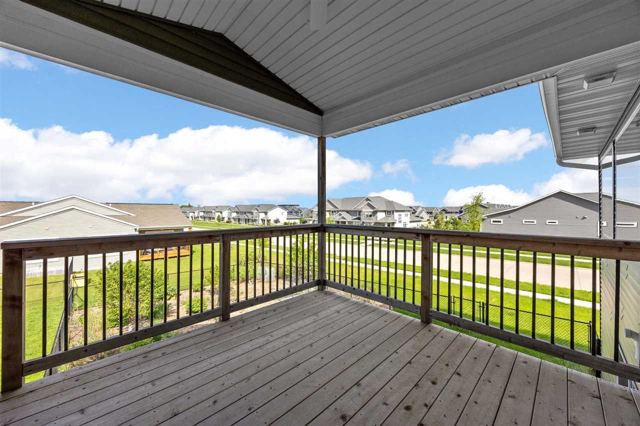 765 Brook Ridge Avenue North Liberty IA 52317