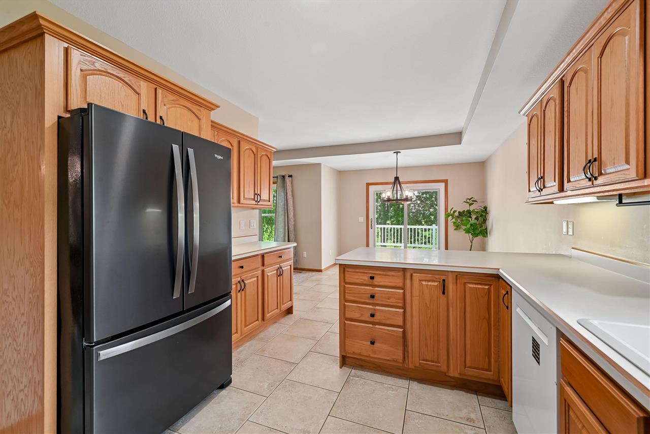 452 Sunset Drive Fairfax IA 52228