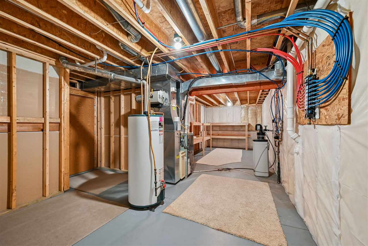 452 Sunset Drive Fairfax IA 52228