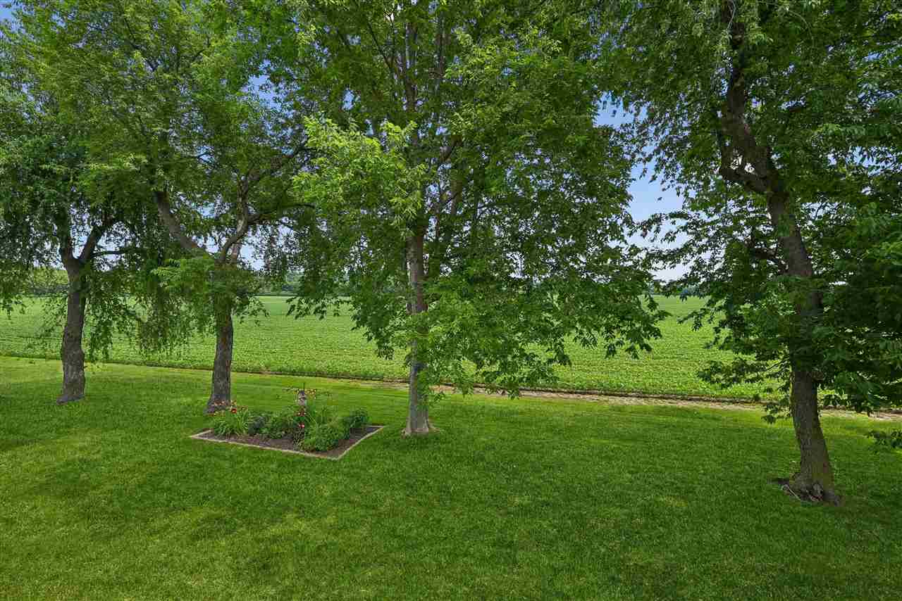 452 Sunset Drive Fairfax IA 52228