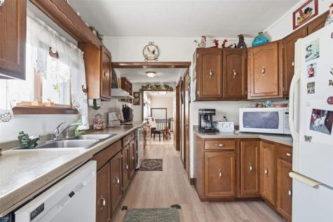 1211 22nd Avenue SW Cedar Rapids IA 52404