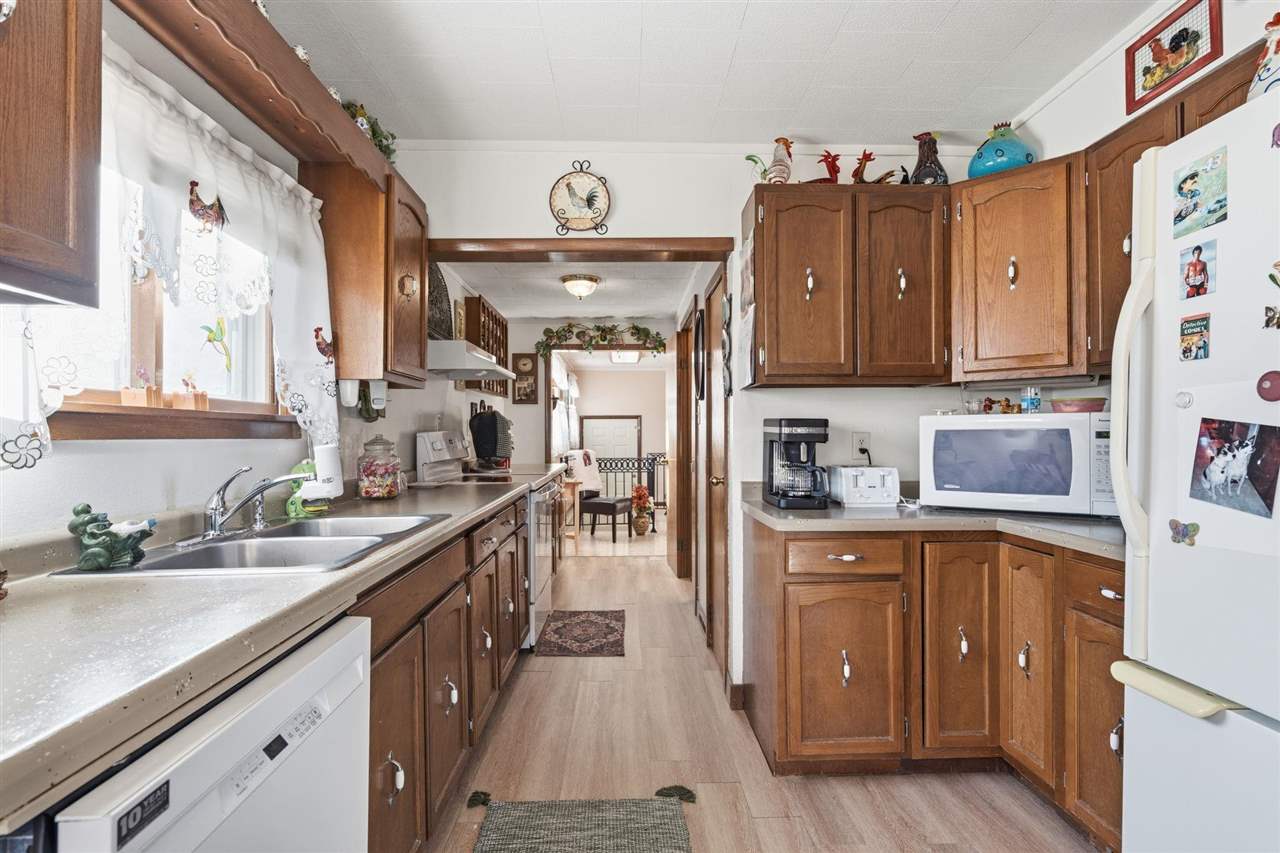1211 22nd Avenue SW Cedar Rapids IA 52404