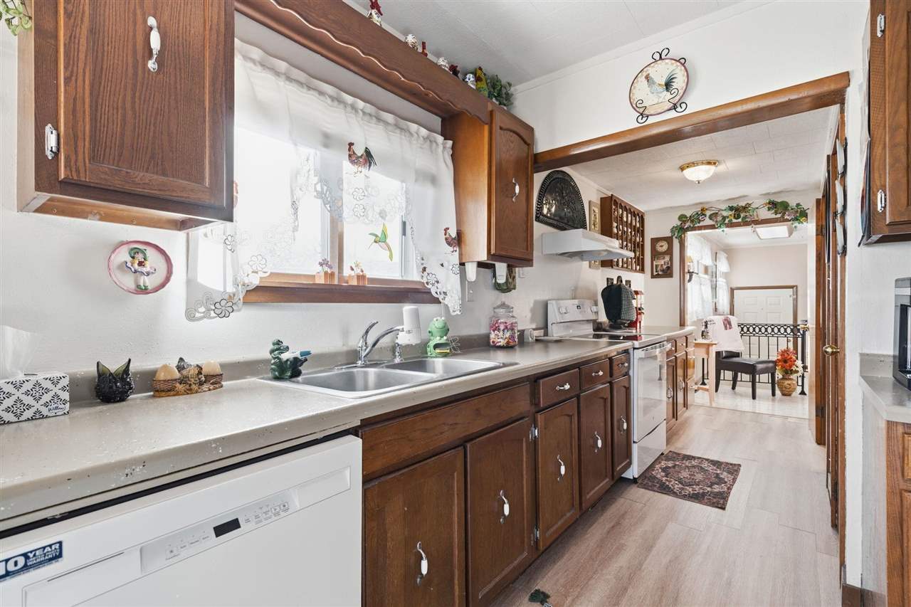 1211 22nd Avenue SW Cedar Rapids IA 52404