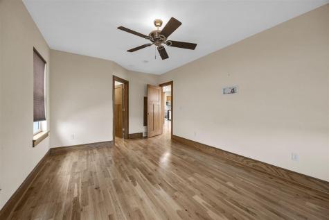 2004 C Street SW Cedar Rapids IA 52404