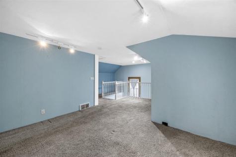 2004 C Street SW Cedar Rapids IA 52404