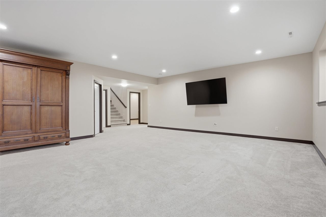 2463 219th Boulevard Washington IA 52353
