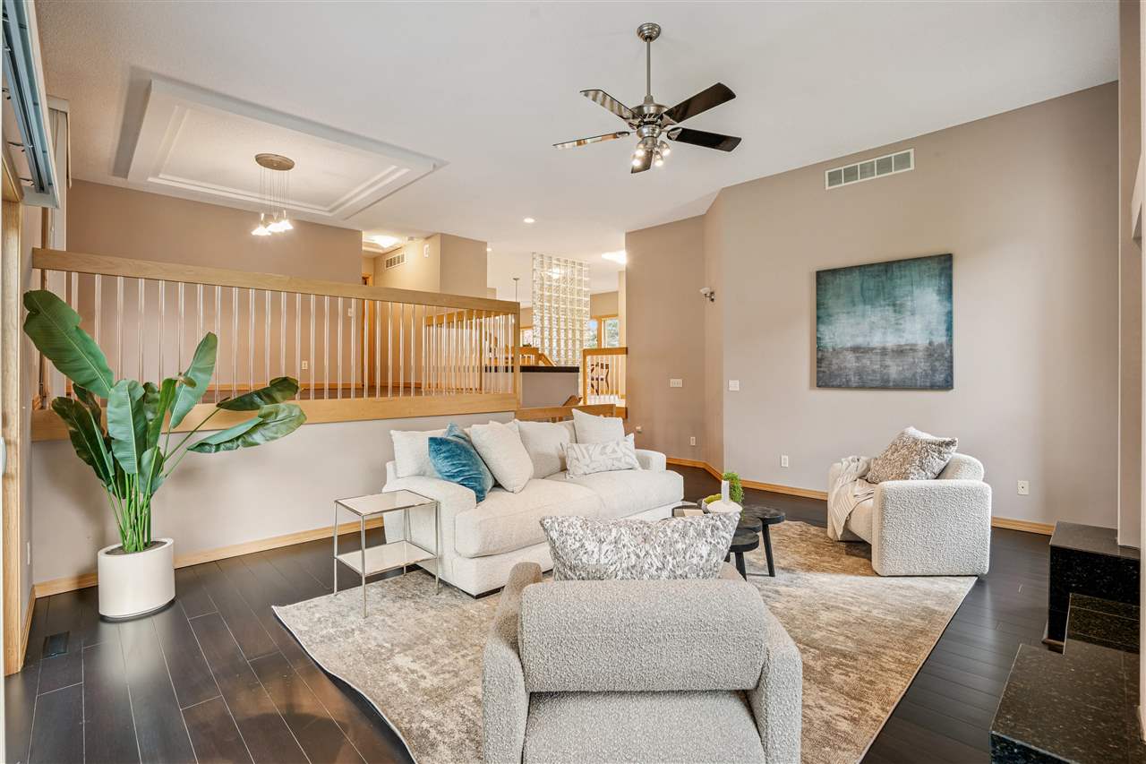 2713 Oakmont Court Coralville IA 52241