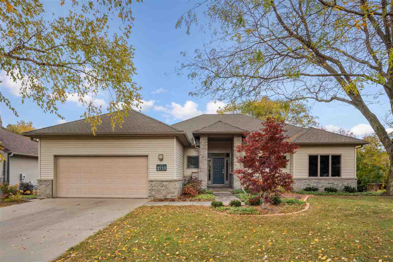 2713 Oakmont Court Coralville IA 52241