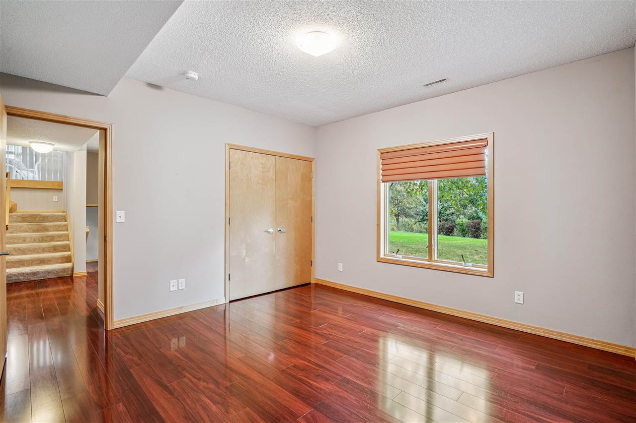 2713 Oakmont Court Coralville IA 52241