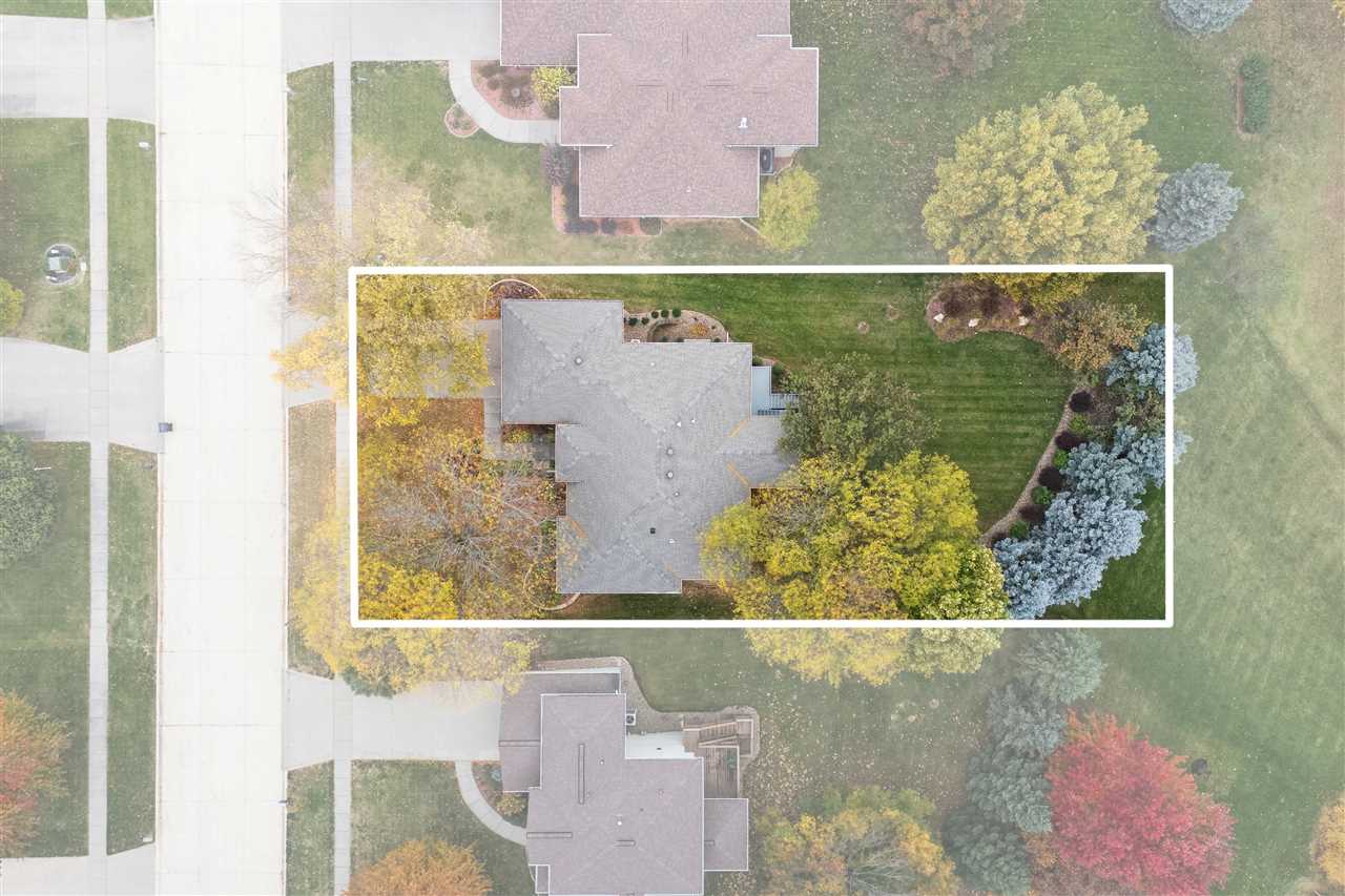 2713 Oakmont Court Coralville IA 52241