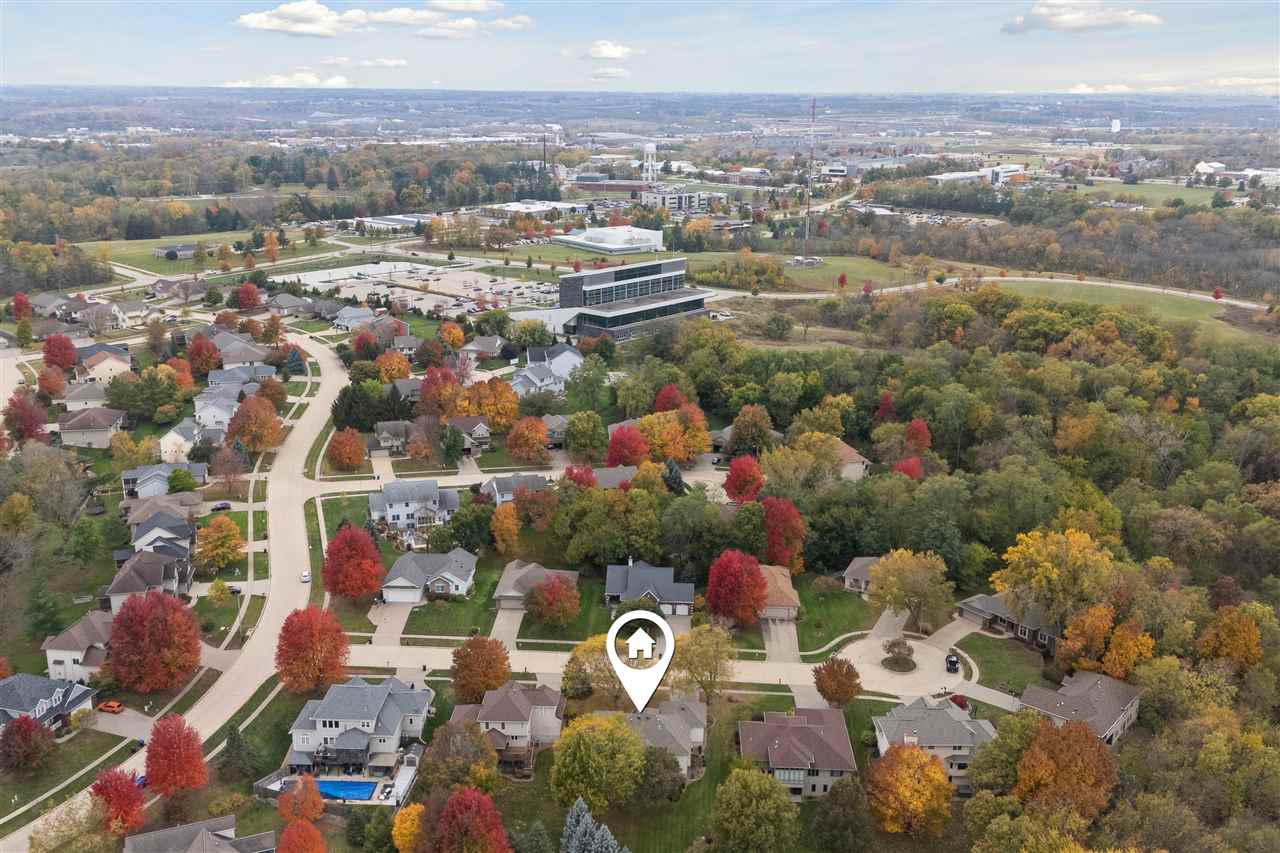 2713 Oakmont Court Coralville IA 52241