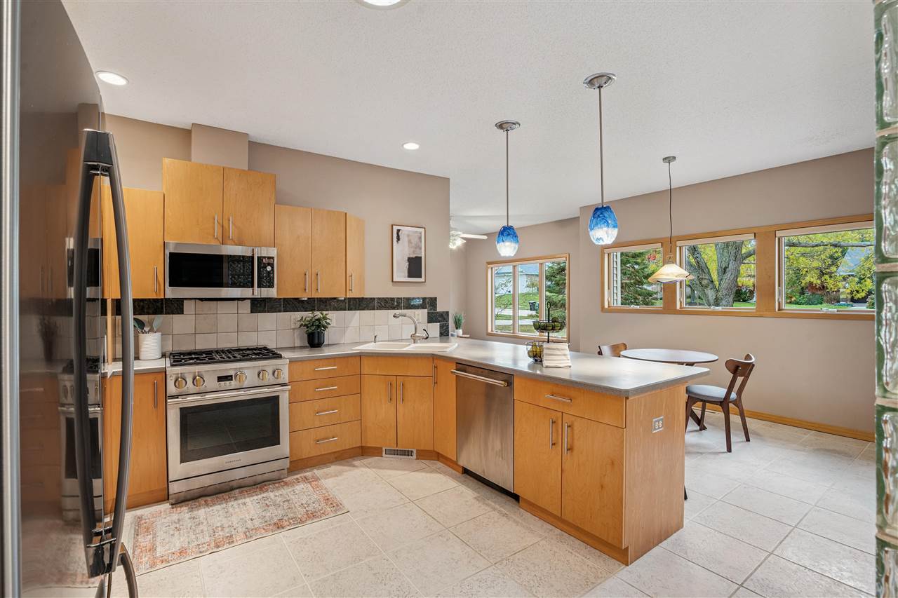 2713 Oakmont Court Coralville IA 52241