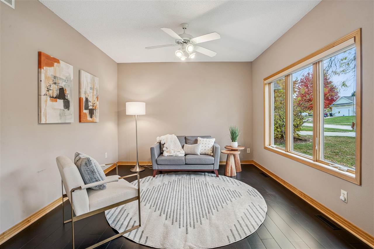 2713 Oakmont Court Coralville IA 52241